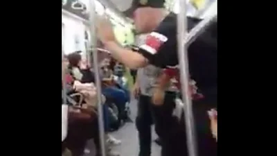 La canción en el subte que escracha a Macri y pide por Santiago Maldonado La canción en el subte que escracha a Macri y pide por Santiago Maldonado