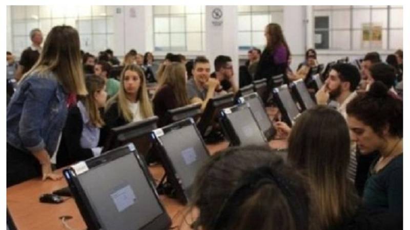 Escándalo en el Correo: echan al aire a periodista que quiso averiguar qué pasa en el escrutinio