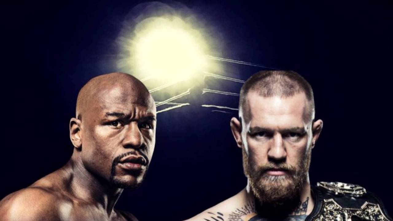 Antes de la pelea del año, Mayweather se la pasa de fiesta con strippers