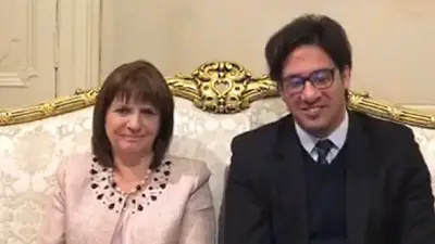 Qué respondieron Bullrich y Garavano cuando le preguntaron dónde está Santiago Maldonado Qué respondieron Bullrich y Garavano cuando le preguntaron dónde está Santiago Maldonado