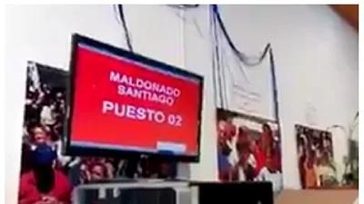 Así se pide por Santiago Maldonado en una sede del PAMI en Bariloche Así se pide por Santiago Maldonado en una sede del PAMI en Bariloche