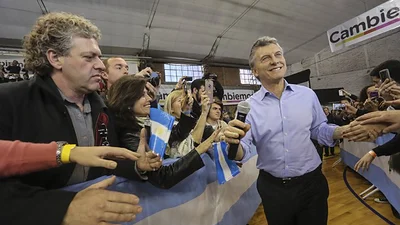 Macri admitió que si no baja el déficit, la economía "no va a andar" Macri admitió que si no baja el déficit, la economía "no va a andar"