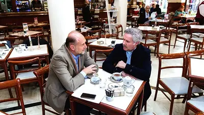 Elecciones 2019: Solá se reunió con Perotti y le llevó una agenda de propuestas Elecciones 2019: Solá se reunió con Perotti y le llevó una agenda de propuestas
