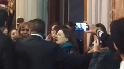 Aborto: No dejan entrar al Senado a las diputadas que lograron la media sanción Aborto: No dejan entrar al Senado a las diputadas que lograron la media sanción