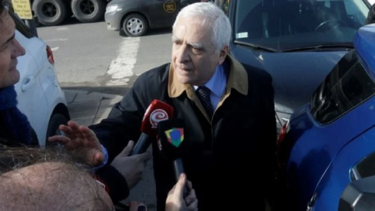 Escándalo en Comodoro Py: empresario golpeó a un camarógrafo