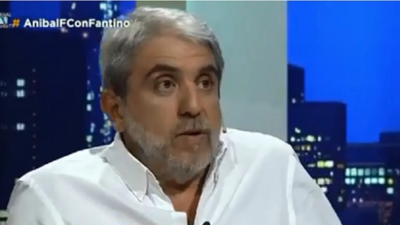 Aníbal Fernández estalló contra Abal Medina la causa de "los cuadernos del chofer"