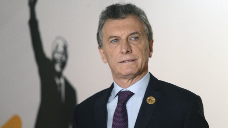 La calificadora de riesgo Fitch alerta sobre la recesión argentina