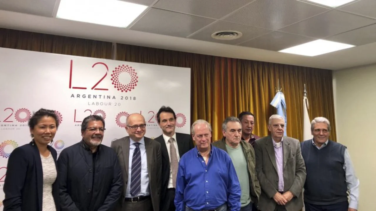 La CGT se reunió con integrantes del FMI y manifestaron su "preocupación por el ajuste"