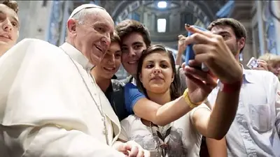 El papa Francisco recomendó "tratar" a la homosexualidad con un psiquiatra El papa Francisco recomendó "tratar" a la homosexualidad con un psiquiatra
