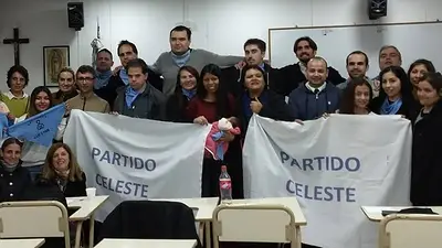 Alerta: grupos ultraconservadores lanzaron el "partido celeste" contra la legalización del aborto Alerta: grupos ultraconservadores lanzaron el "partido celeste" contra la legalización del aborto