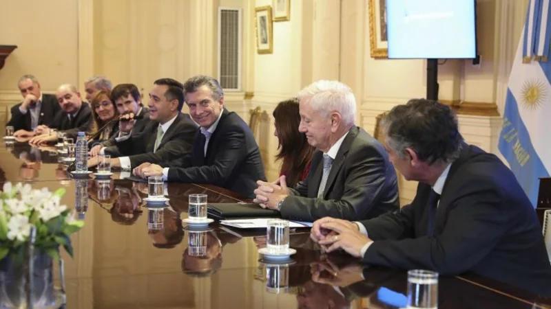 Macri montó una puesta en escena con los rectores y no dio soluciones al conflicto docente