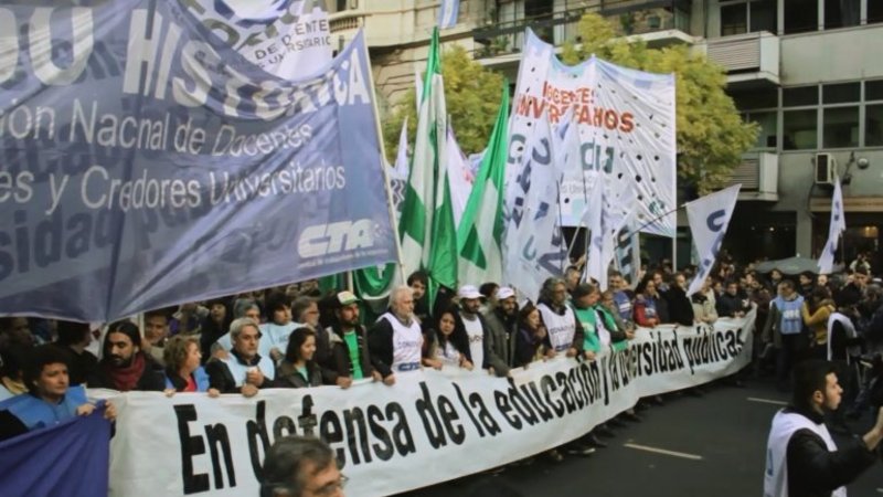 Paro en las universidades: El Gobierno volvió a ofrecerle a los docentes 15% de aumento