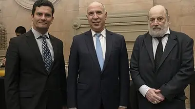 Lorenzetti autorizó horas extra a Bonadio para investigar a Cristina Kirchner Lorenzetti autorizó horas extra a Bonadio para investigar a Cristina Kirchner