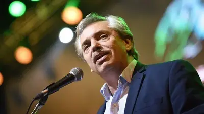 Alberto Fernández: "Tengo claro que voy a recibir un país diezmado" Alberto Fernández: "Tengo claro que voy a recibir un país diezmado"