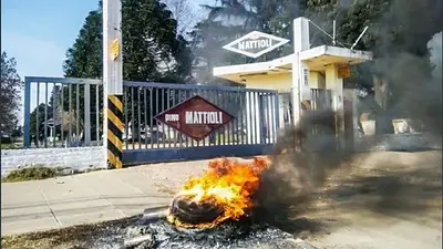 Cierra una fabricante de autopartes de 45 años y deja en la calle a todos sus empleados Cierra una fabricante de autopartes de 45 años y deja en la calle a todos sus empleados