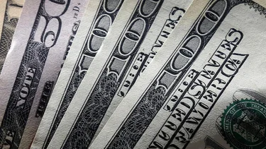 El dólar cerró a $ 46,48