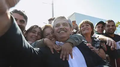 Alberto Fernández: "No aspiro a ser un gran presidente, aspiro a ser el presidente de un gran país" Alberto Fernández: "No aspiro a ser un gran presidente, aspiro a ser el presidente de un gran país"