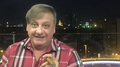 Elecciones 2019: insólito video de un empresario que se burla de las PASO y el dólar en plena crisis económica Elecciones 2019: insólito video de un empresario que se burla de las PASO y el dólar en plena crisis económica
