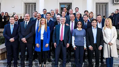 Elecciones 2019: Alberto Fernández aseguró que "los gobernadores van a ser parte de la conducción del país" Elecciones 2019: Alberto Fernández aseguró que "los gobernadores van a ser parte de la conducción del país"