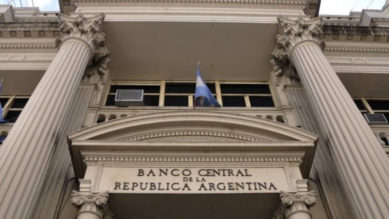 En dos semanas, el Gobierno despilfarró la mitad del último desembolso del FMI 