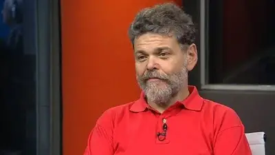 En TN, Alfredo Casero le pegó a los periodistas "panqueques" En TN, Alfredo Casero le pegó a los periodistas "panqueques"