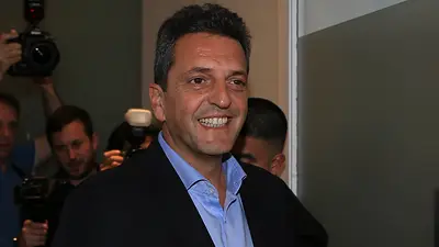 Elecciones 2019: Votó Sergio Massa y advirtiò que tomaron "recaudos para cuidarle el voto a la gente" Elecciones 2019: Votó Sergio Massa y advirtiò que tomaron "recaudos para cuidarle el voto a la gente"