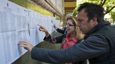 Vota la provincia de Buenos Aires, una elección decisiva con mucho en juego