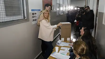 Elecciones 2019: votó Verónica Magario: "Estamos confiados en la gente" Elecciones 2019: votó Verónica Magario: "Estamos confiados en la gente"