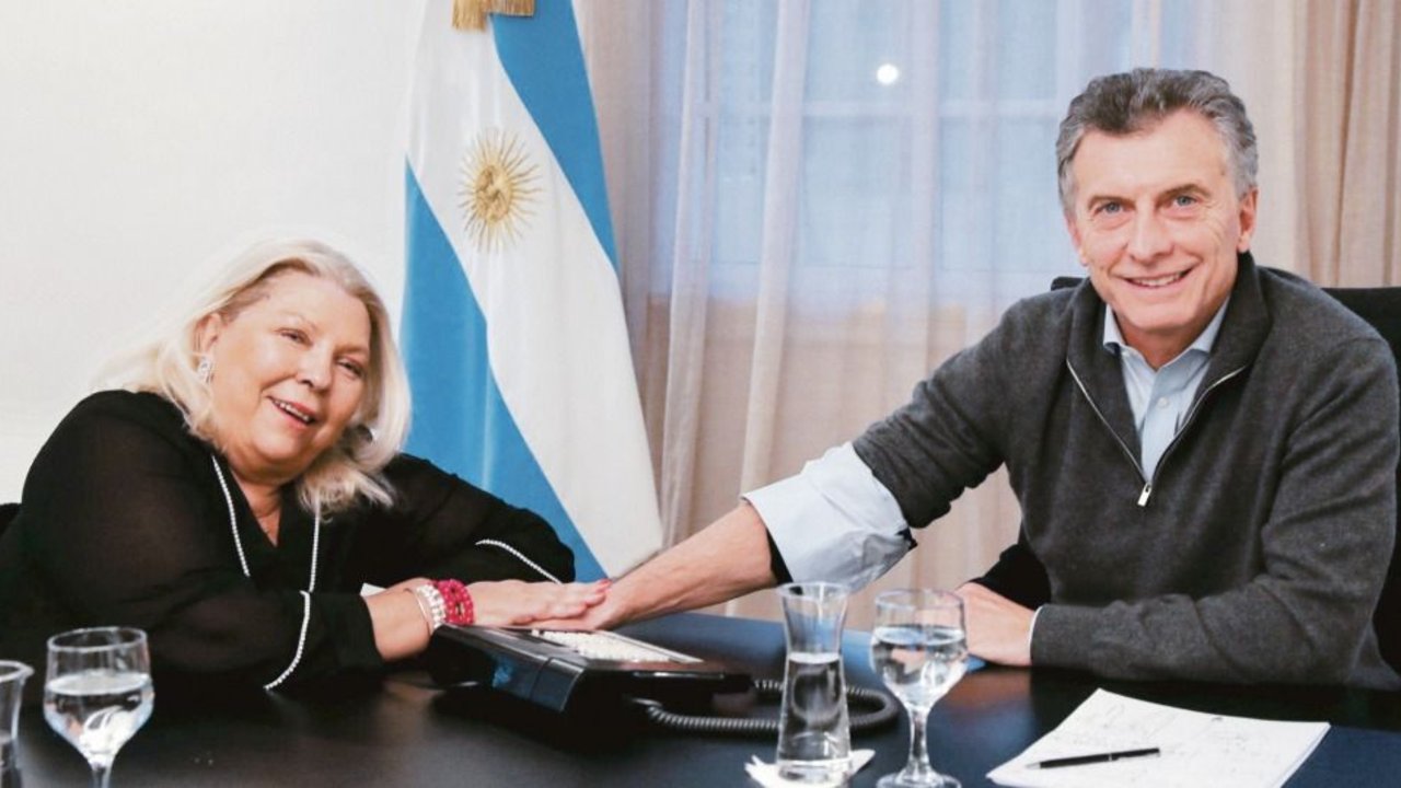 Carrió adelantó que no votará a Macri como presidente: "No sé donde va a estar"