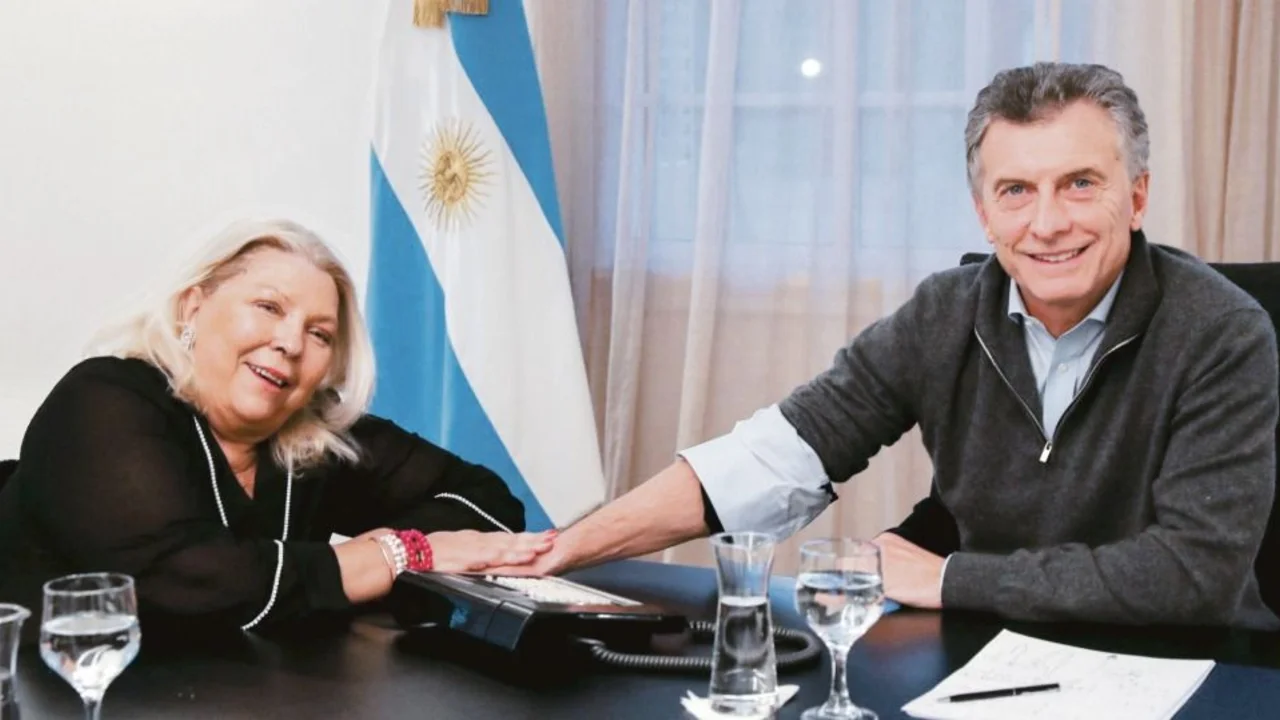 Carrió adelantó que no votará a Macri como presidente: "No sé donde va a estar"