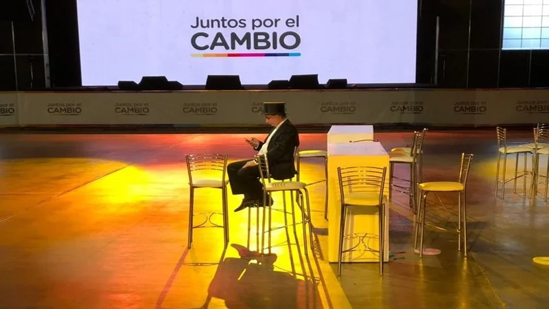 Insólito: El 'Mago sin dientes' pronosticó el fin de la cuarentena