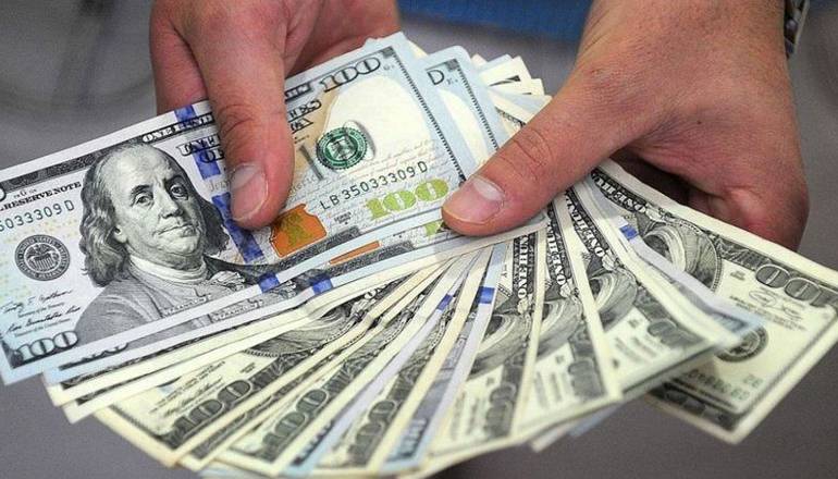 Los empresarios presionan para que el dólar suba en medio de la pandemia por coronavirus