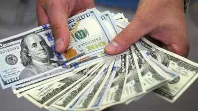 El dólar blue cotiza a 169 pesos para la compra, tras las medidas de Guzmán El dólar blue cotiza a 169 pesos para la compra, tras las medidas de Guzmán