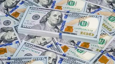 El dólar ya cotiza a 80 pesos para diciembre El dólar ya cotiza a 80 pesos para diciembre