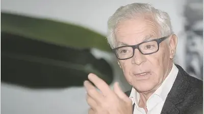 Eduardo Costantini: "Sería mejor que Alberto Fernández gane en primera vuelta" Eduardo Costantini: "Sería mejor que Alberto Fernández gane en primera vuelta"