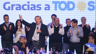 Una encuesta asegura que Alberto Fernández se impone con casi el 50% 