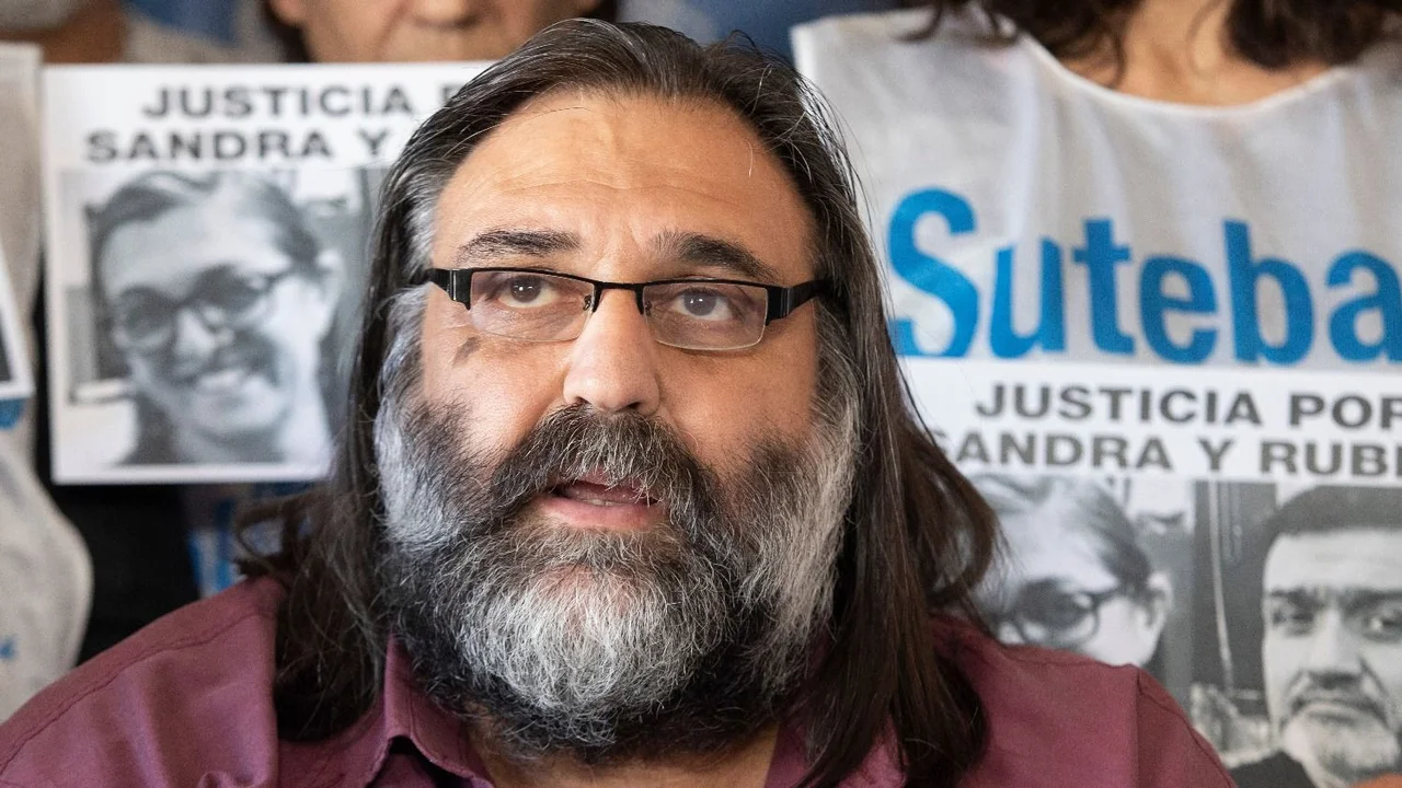 Baradel: "Hay que estabilizar la economía sin recortes"