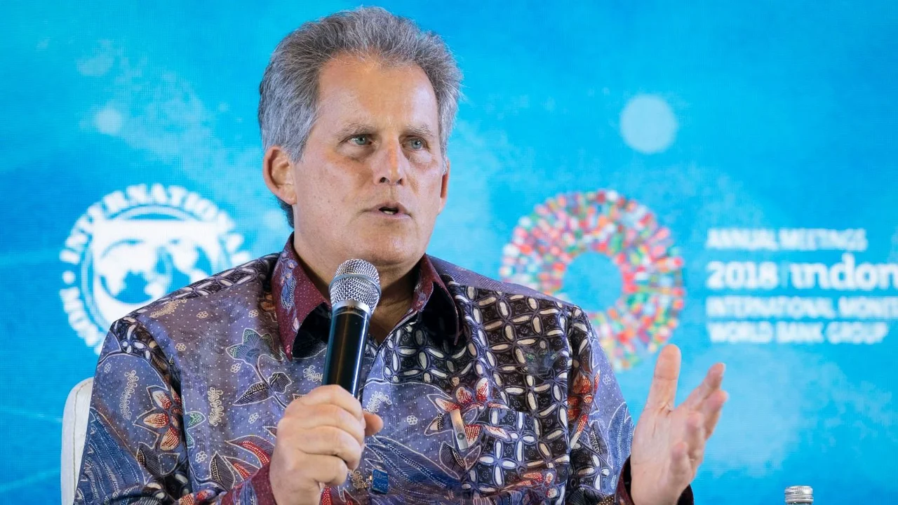 FMI: Se va David Lipton, el principal aliado de Macri para lograr el megaendeudamiento
