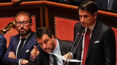 Italia: renuncia el primer ministro por la crisis política Italia: renuncia el primer ministro por la crisis política