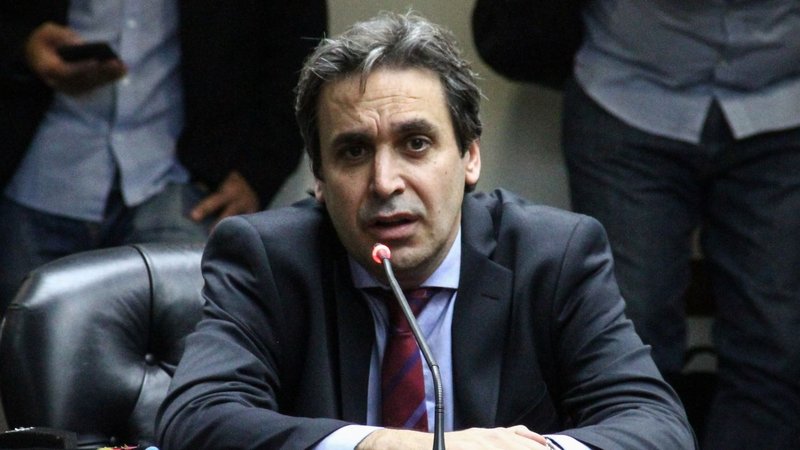 El juez Ramos Padilla desarticuló una operación de Clarín y lo dejó en offside