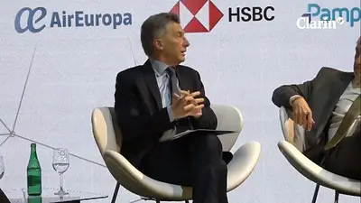 Elecciones 2019: Mauricio Macri, tras la derrota, reconoció que "las PASO fueron un palazo pero hoy estoy bien" Elecciones 2019: Mauricio Macri, tras la derrota, reconoció que "las PASO fueron un palazo pero hoy estoy bien"