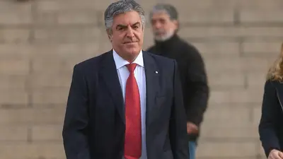 Gregorio Dalbón desmintió en vivo una mentira de Clarín sobre la muerte de Claudio Bonadio Gregorio Dalbón desmintió en vivo una mentira de Clarín sobre la muerte de Claudio Bonadio