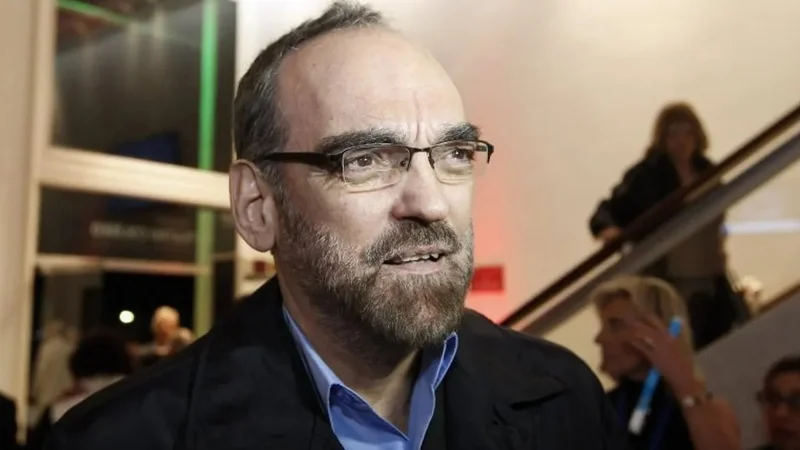 El insólito video de Fernando Iglesias en la marcha del #24A cantando a favor de Macri