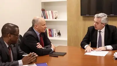 El FMI le pidió a Alberto Fernández que apruebe el último desembolso y el candidato se negó El FMI le pidió a Alberto Fernández que apruebe el último desembolso y el candidato se negó