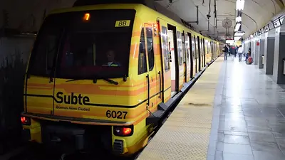 Paro de subtes: todas las líneas frenan el miércoles a las 21 Paro de subtes: todas las líneas frenan el miércoles a las 21