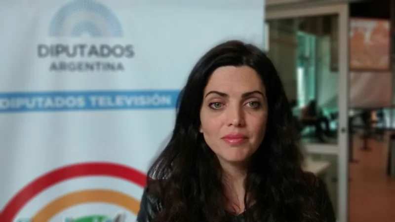 Default: advierten que la medida del Gobierno golpea a los jubilados y AUH 