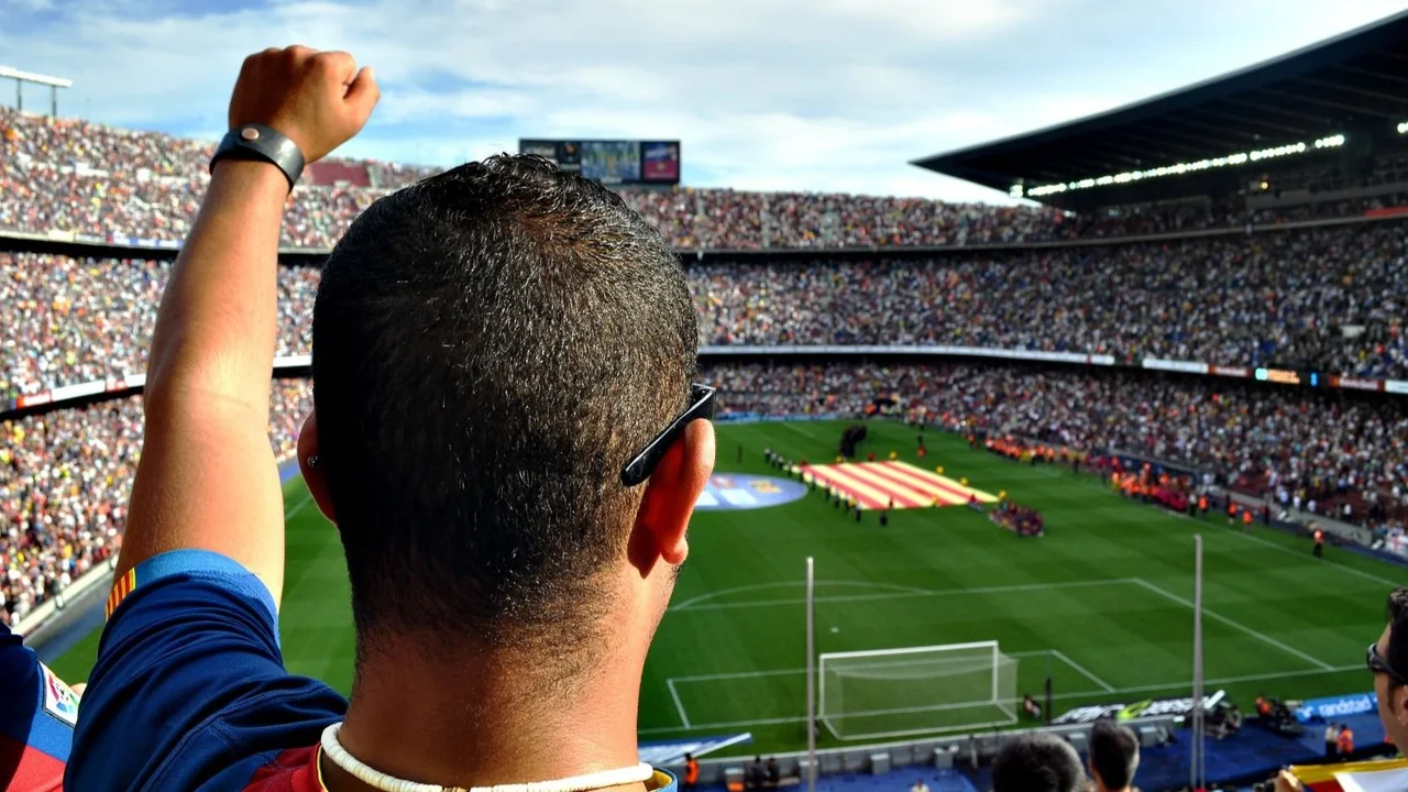 La UEFA autoriza el regreso del público a los estadios pese a los rebrotes de coronavirus