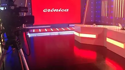 Un hombre con antecedentes entró a Crónica TV y amenazó con atacarlos con un cuchillo Un hombre con antecedentes entró a Crónica TV y amenazó con atacarlos con un cuchillo