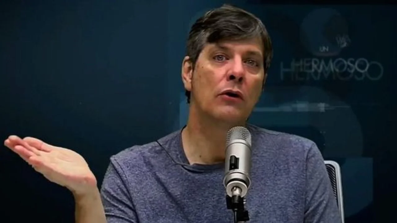 Mario Pergolini, enfurecido con los legisladores que votaron la ley de teletrabajo: "Son un grupo de imbéciles"