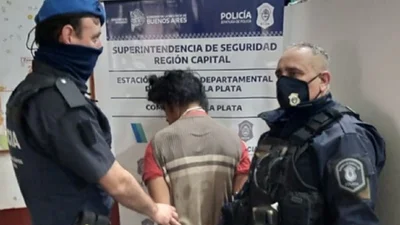 Un ladrón entró a robar a la casa de una jubilada y abusó sexualmente de ella Un ladrón entró a robar a la casa de una jubilada y abusó sexualmente de ella